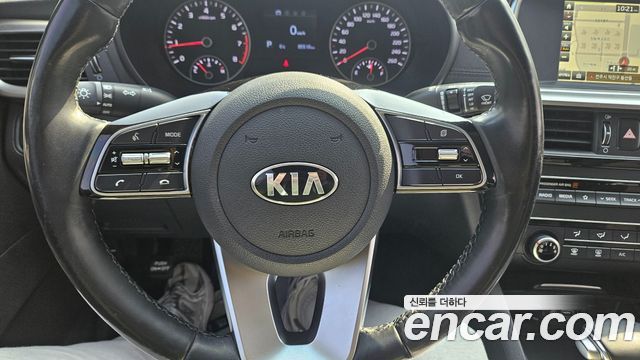 Kia K5 2019 — photo 15