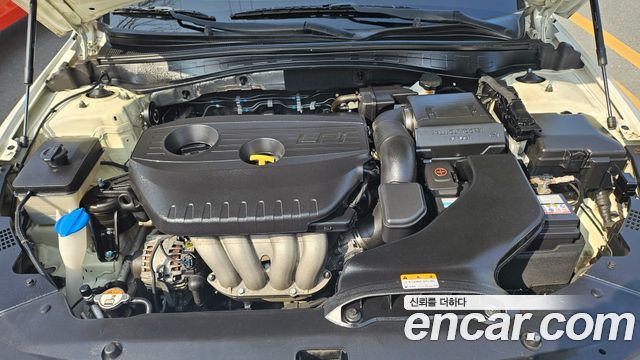 Kia K5 2019 — photo 18