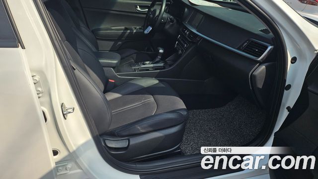 Kia K5 2019 — photo 19