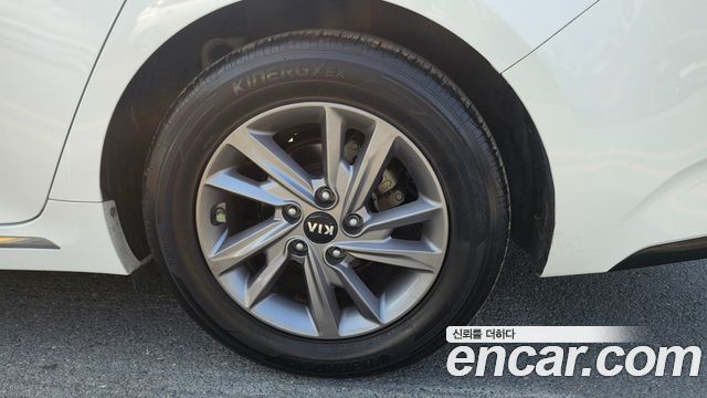 Kia K5 2019 — photo 20