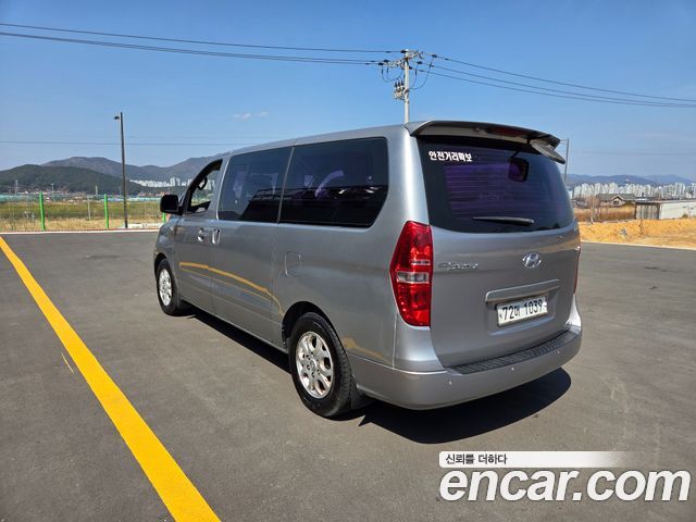 Hyundai Starex 2011 — photo 6