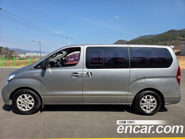 Hyundai Starex 2011 — photo 8