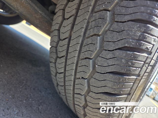 Hyundai Starex 2011 — photo 20