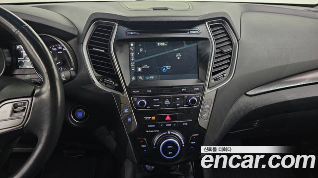 Hyundai Santafe 2018 — photo 14