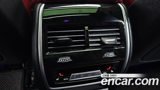 BMW X6 2020 — photo 17