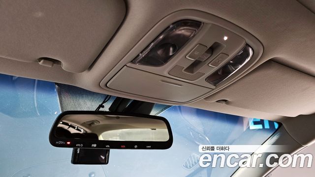 Kia K5 2016 — photo 17