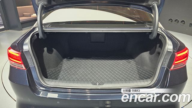 Kia K5 2016 — photo 20