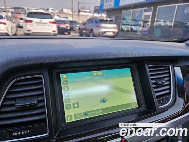 Genesis G80 2017 — photo 13