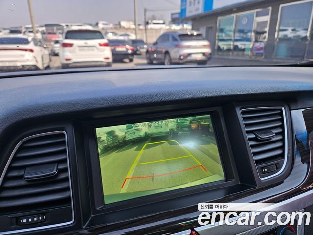 Genesis G80 2017 — photo 14