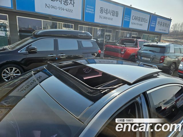 Genesis G80 2017 — photo 17