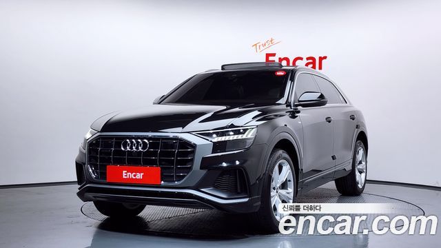 Audi Q8 2023 — photo 1