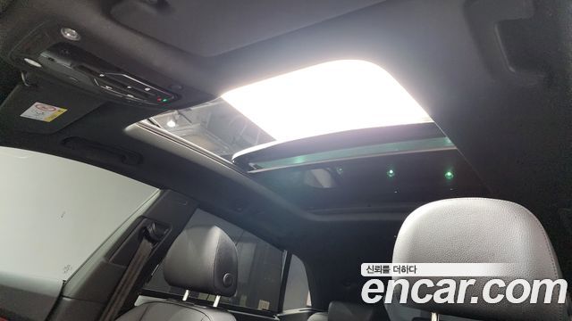 Audi Q8 2023 — photo 18