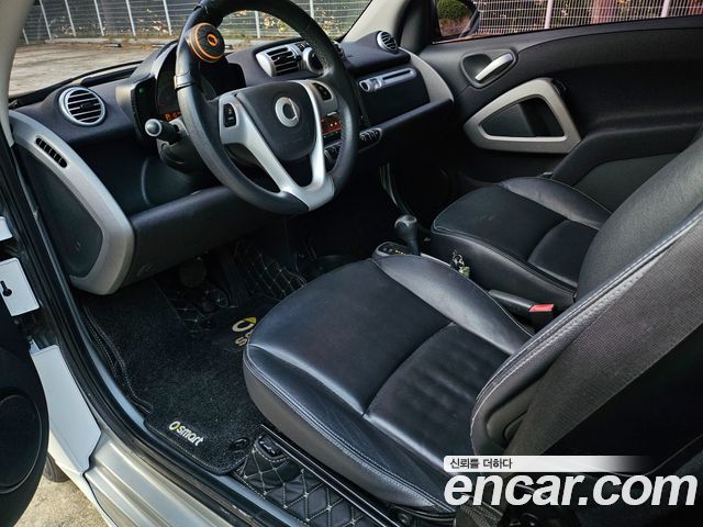 Smart Fortwo 2013 — photo 15