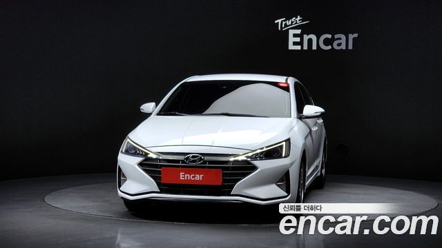 Hyundai AVANTE 2019 — photo 3