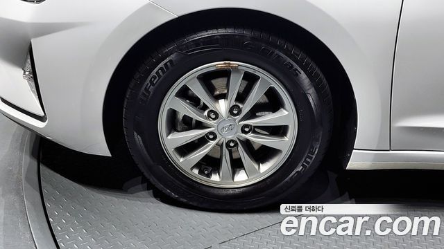 Hyundai AVANTE 2019 — photo 5