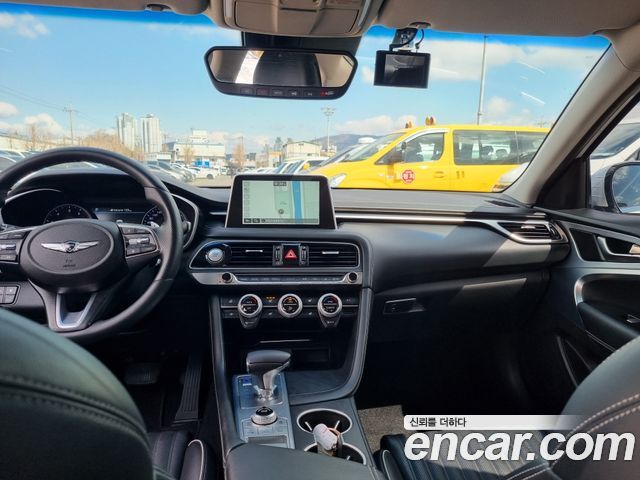 Genesis G70 2019 — photo 10