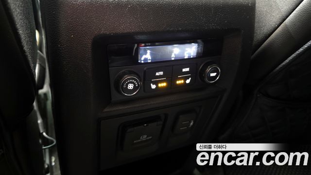 Chevrolet Korea Traverse 2020 — photo 17