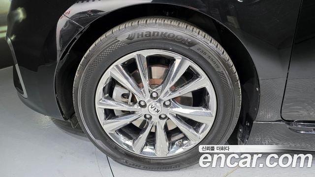 Kia Canival 2019 — photo 5