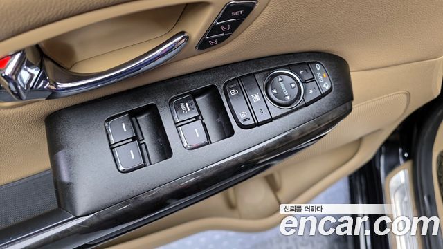 Kia Canival 2019 — photo 14