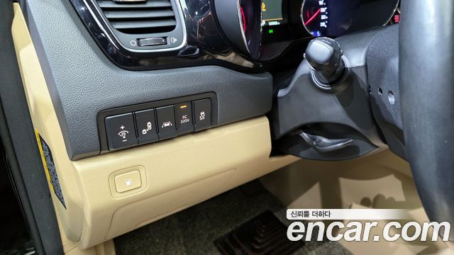Kia Canival 2019 — photo 15