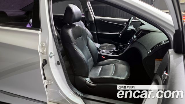 Hyundai Sonata 2014 — photo 12