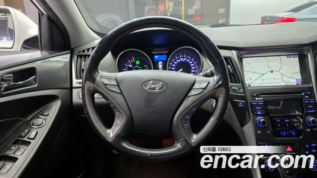 Hyundai Sonata 2014 — photo 13