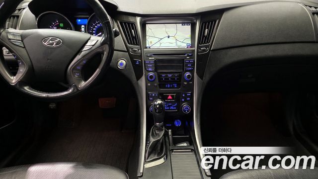 Hyundai Sonata 2014 — photo 19