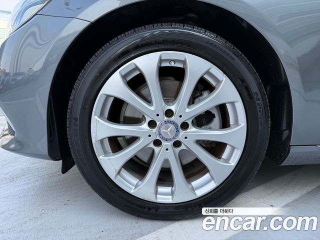 Mercedes-Benz E-Class 2017 — photo 5