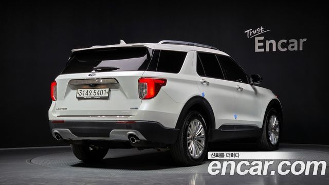 Ford Explorer 2020 — photo 2