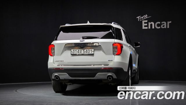Ford Explorer 2020 — photo 4