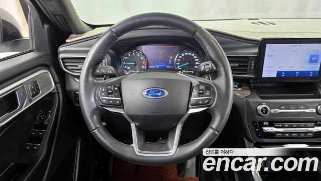 Ford Explorer 2020 — photo 13
