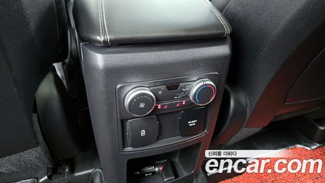 Ford Explorer 2020 — photo 19