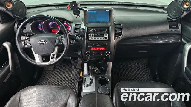Kia Sorento 2010 — photo 7
