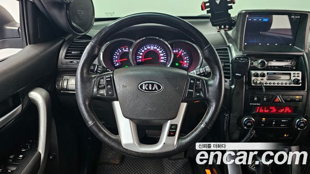 Kia Sorento 2010 — photo 13