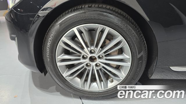 Genesis EQ900 2016 — photo 5