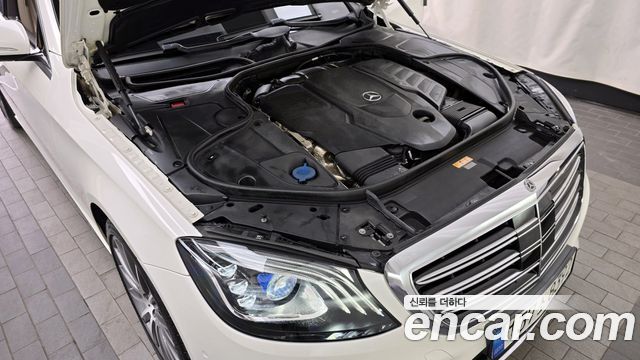 Mercedes-Benz S-Class 2018 — photo 6