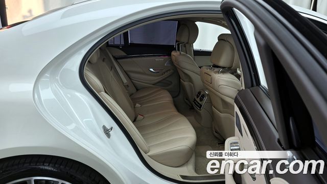 Mercedes-Benz S-Class 2018 — photo 12