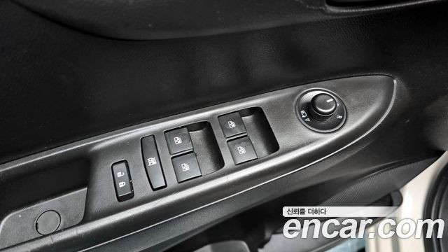 Chevrolet Korea Spark 2017 — photo 19