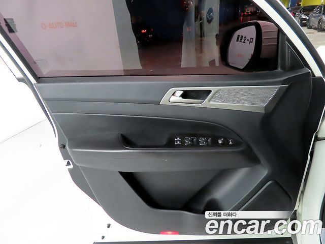 KG Mobility Rexton 2018 — photo 14