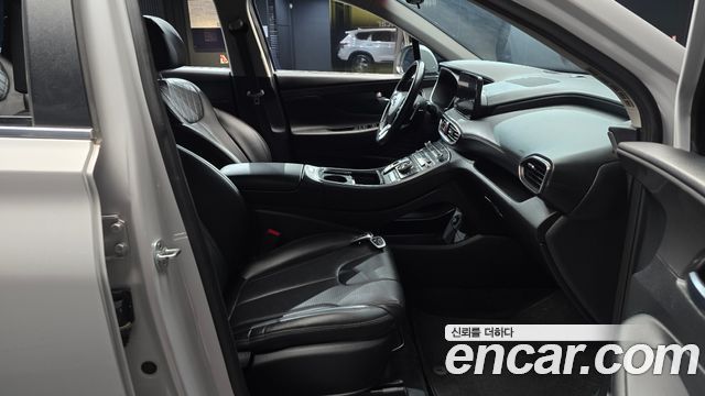 Hyundai Santafe 2021 — photo 11