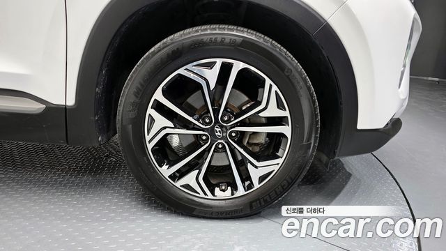 Hyundai Santafe 2019 — photo 5