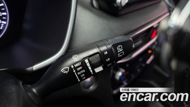Hyundai Santafe 2019 — photo 18