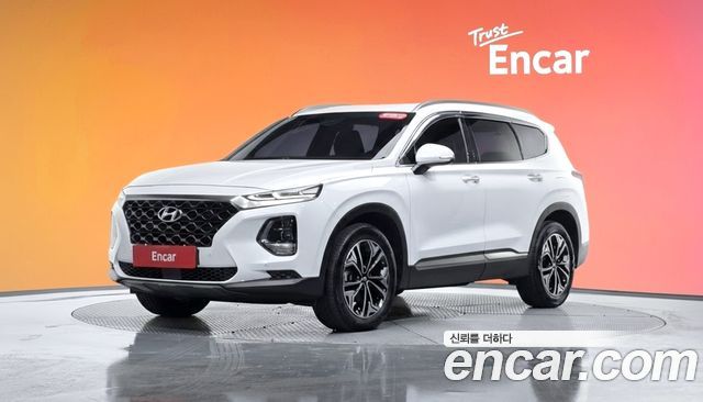 Hyundai Santafe 2019 — photo 1
