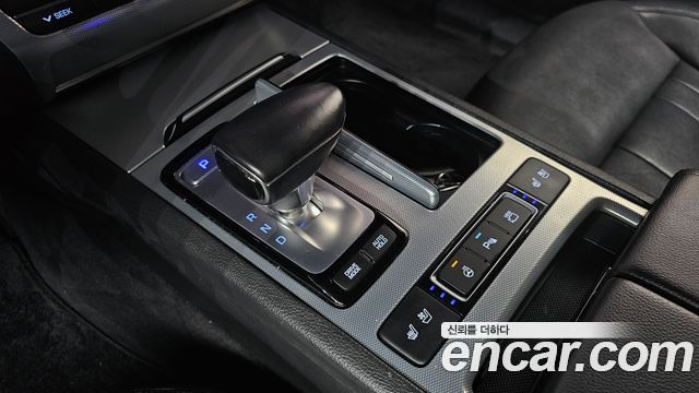 Genesis G80 2018 — photo 9
