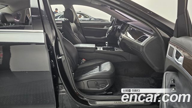 Genesis G80 2018 — photo 11