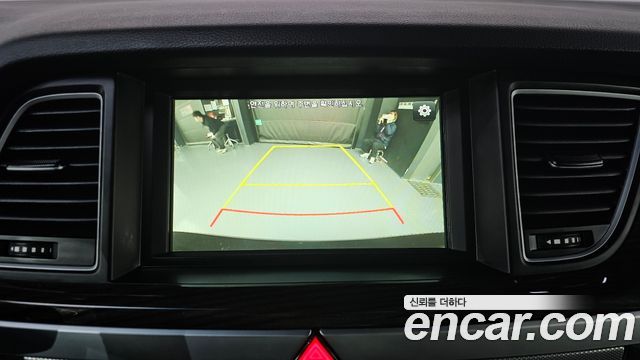Genesis G80 2018 — photo 16