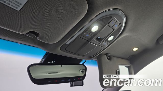 Genesis G80 2018 — photo 19