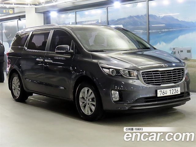Kia Canival 2015 — photo 1