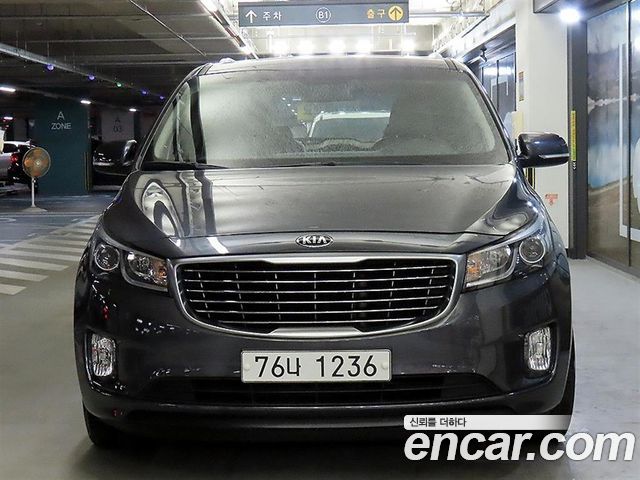 Kia Canival 2015 — photo 3