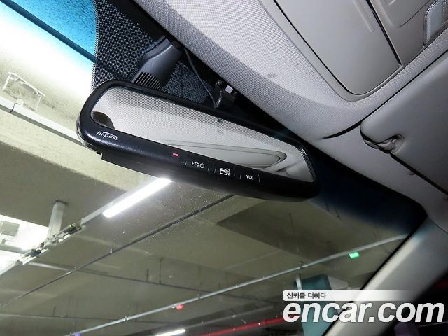 Kia Canival 2015 — photo 15